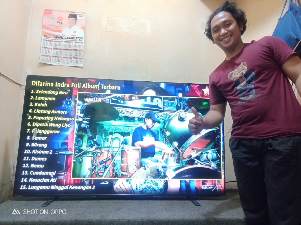 Hasil penggantian lampu backlight