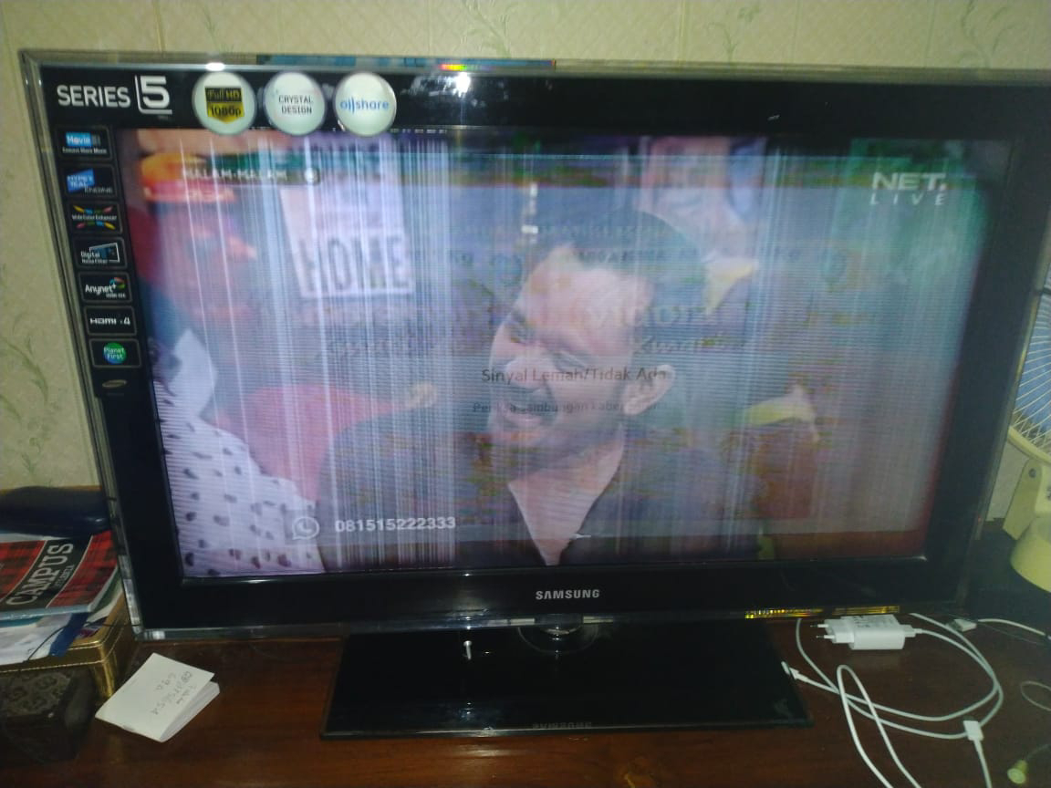 Kerusakan layar flicker pada TV LCD Samsung